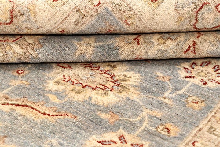 Silver Ziegler 5' 7 x 7' 10 - No. 68041 - ALRUG Rug Store