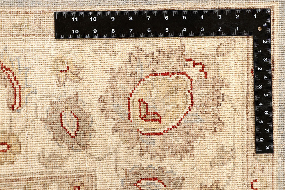 Silver Ziegler 5' 7 x 7' 10 - No. 68041 - ALRUG Rug Store