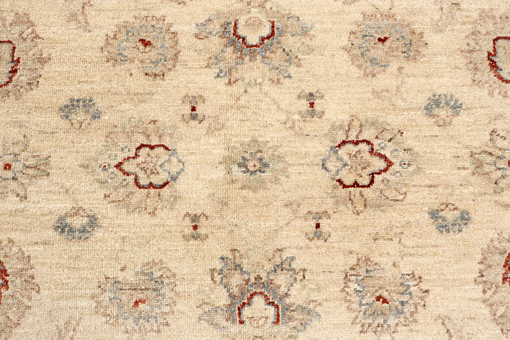 Antique White Ziegler 5' 6 x 7' 10 - No. 68130 - ALRUG Rug Store