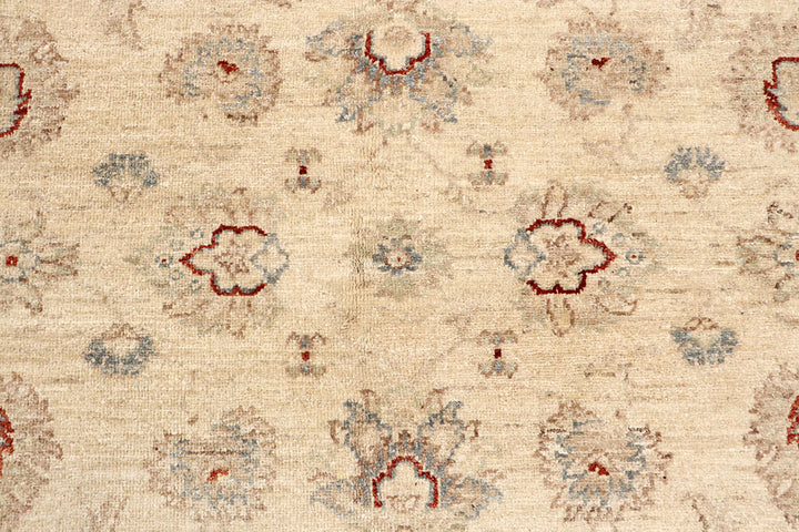 Antique White Ziegler 5' 6 x 7' 10 - No. 68130 - ALRUG Rug Store