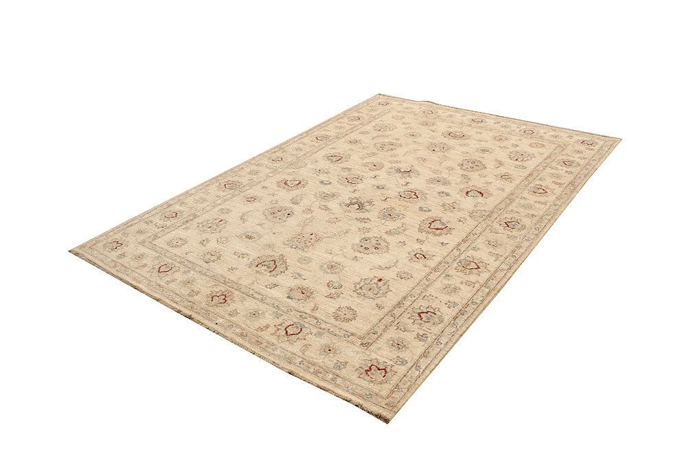 Antique White Ziegler 5' 6 x 7' 10 - No. 68130 - ALRUG Rug Store