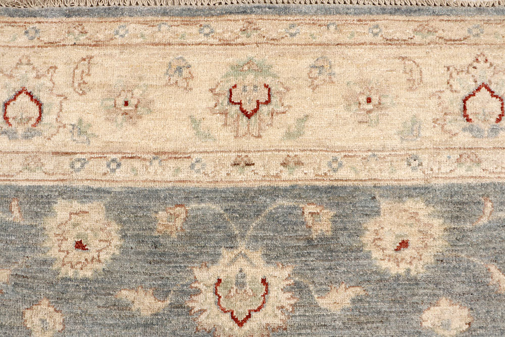 Silver Ziegler 5' 6 x 7' 11 - No. 68132 - ALRUG Rug Store