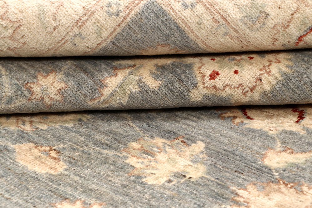 Silver Ziegler 5' 6 x 7' 11 - No. 68132 - ALRUG Rug Store