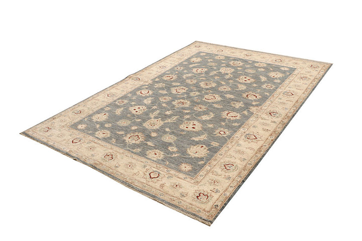 Silver Ziegler 5' 6 x 7' 11 - No. 68132 - ALRUG Rug Store