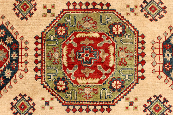 Navajo White Kazak 6' 7 x 9' 7 - No. 68262 - ALRUG Rug Store