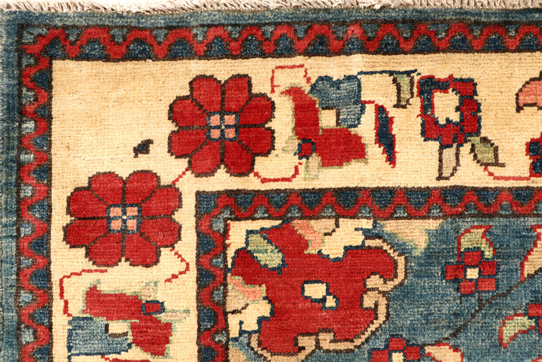 Navajo White Kazak 4' 11 x 6' 8 - No. 68272 - ALRUG Rug Store