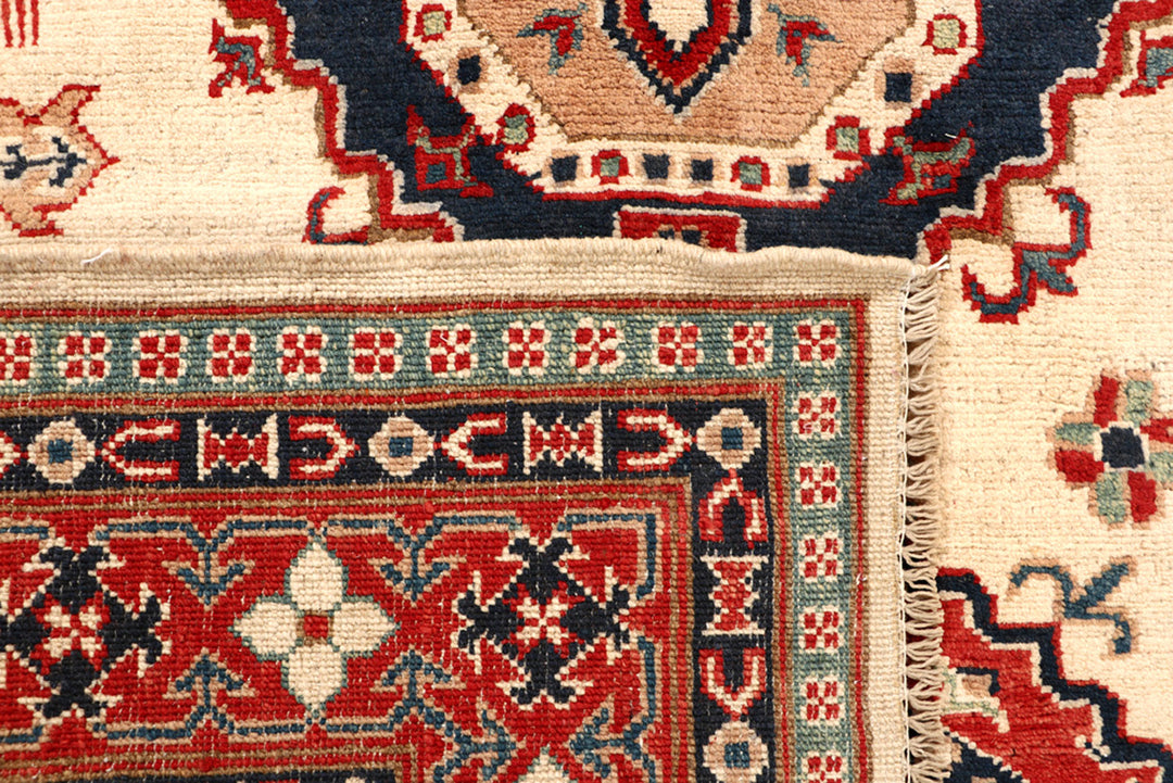 Blanched Almond Kazak 5' 1 x 7' - No. 68274 - ALRUG Rug Store