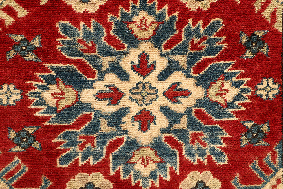 Firebrick Kazak 2' 7 x 9' 9 - No. 68300 - ALRUG Rug Store