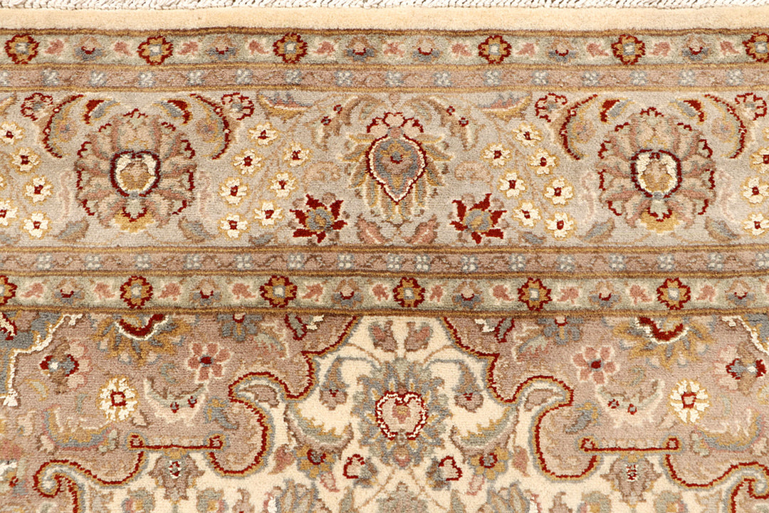 Blanched Almond Kashan 5'  7" x 8'  2" - No. QA19434