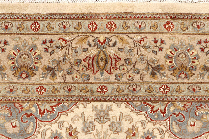Blanched Almond Isfahan 5' 7 x 8' 3 - No. 68329 - ALRUG Rug Store