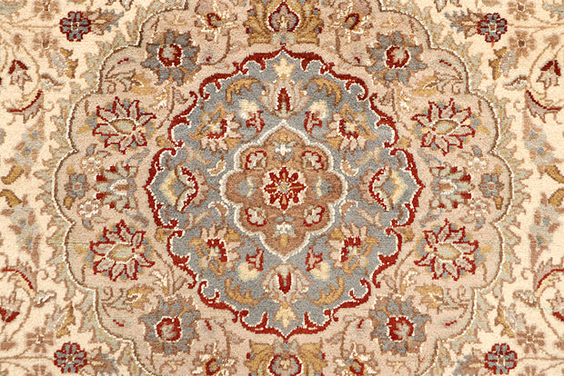 Blanched Almond Isfahan 5' 7 x 8' 3 - No. 68329 - ALRUG Rug Store