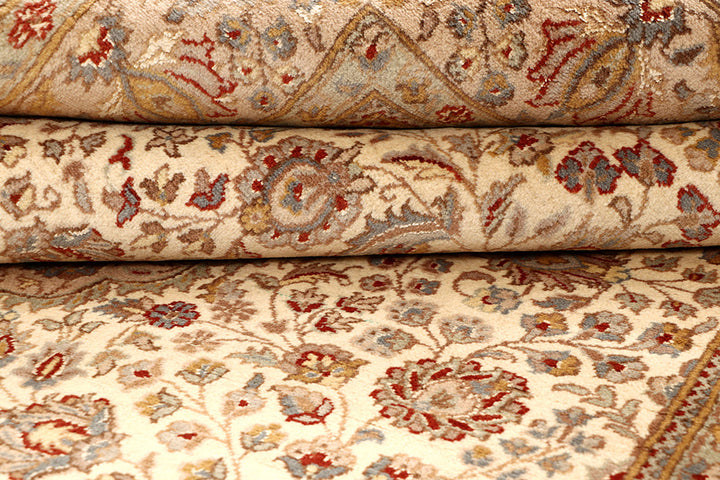 Blanched Almond Isfahan 5' 7 x 8' 3 - No. 68329 - ALRUG Rug Store