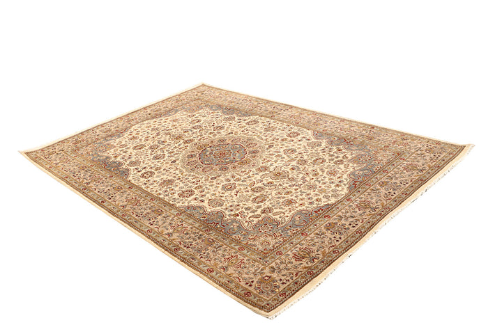 Blanched Almond Isfahan 5' 7 x 8' 3 - No. 68329 - ALRUG Rug Store