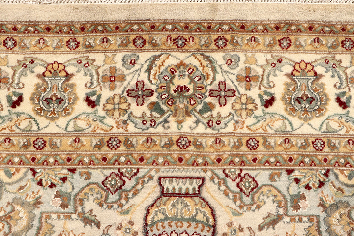 Antique White Isfahan 6'  x" 9'  2" - No. QA77448