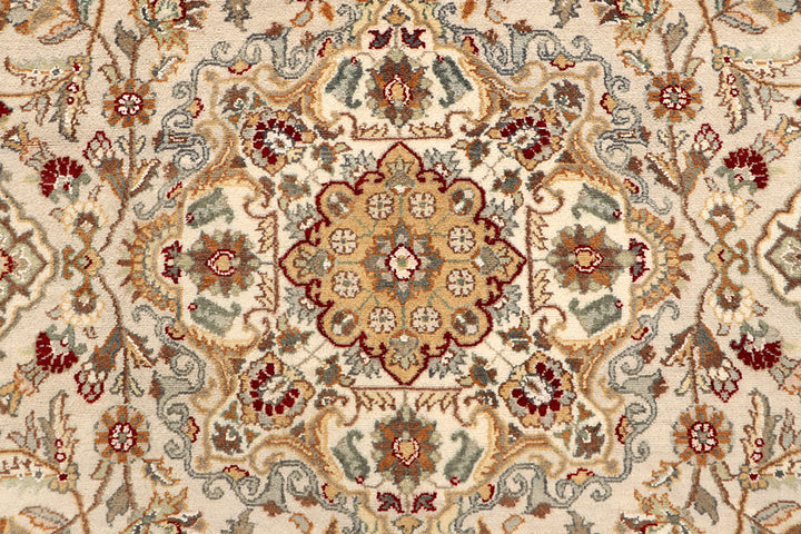 Antique White Isfahan 6'  x" 9'  2" - No. QA77448