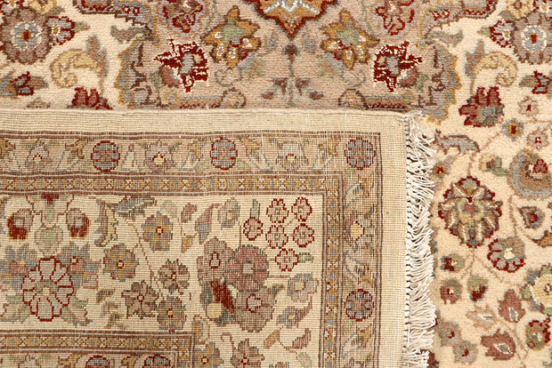 Blanched Almond Isfahan 5' 6 x 8' 3 - No. 68338 - ALRUG Rug Store