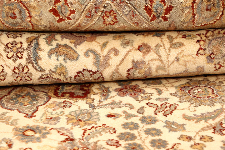 Blanched Almond Isfahan 5' 5 x 7' 11 - No. 68339 - ALRUG Rug Store