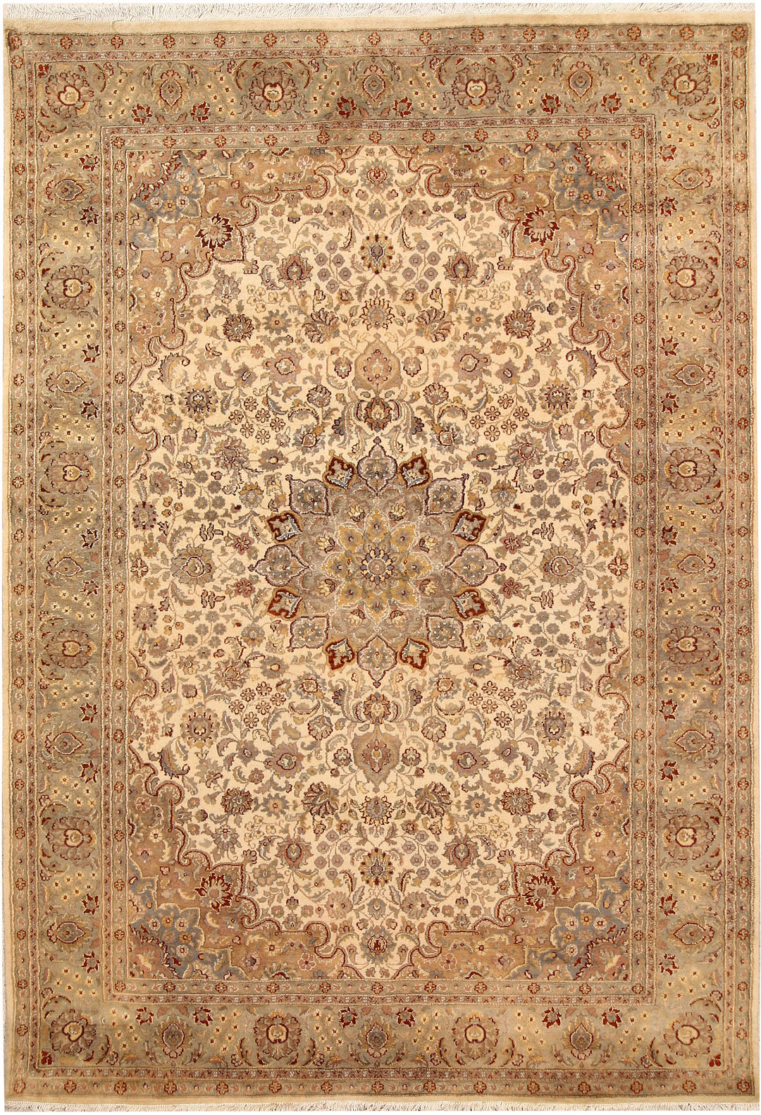 Blanched Almond Isfahan 5' 5 x 7' 11 - No. 68339 - ALRUG Rug Store