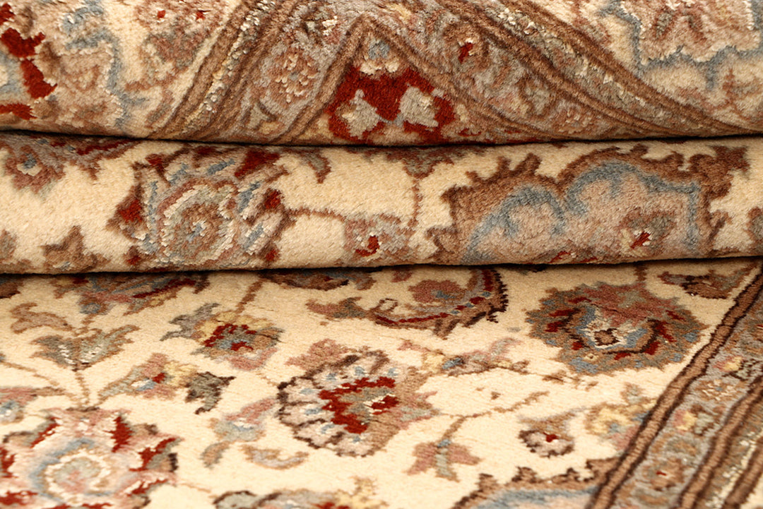 Blanched Almond Isfahan 5'  6" x 8'  4" - No. QA25763