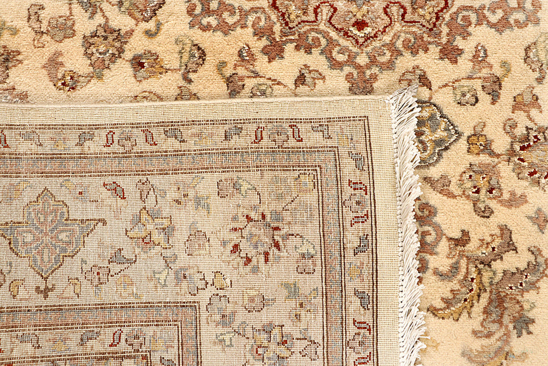 Navajo White Isfahan 5'  7" x 8' " - No. QA74244