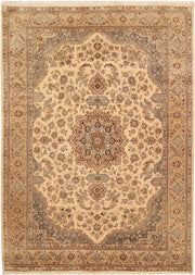 Navajo White Isfahan 5' 7 x 8' - No. 68342 - ALRUG Rug Store