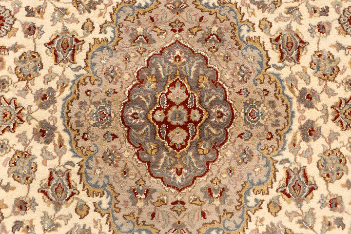 Blanched Almond Kirman 5' 5 x 8' 4 - No. 68343 - ALRUG Rug Store