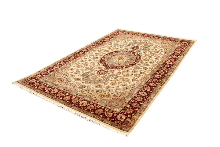 Blanched Almond Isfahan 5' 6 x 8' 8 - No. 68344 - ALRUG Rug Store