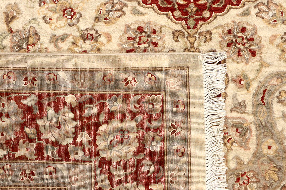 Blanched Almond Isfahan 5' 6 x 8' 8 - No. 68344 - ALRUG Rug Store