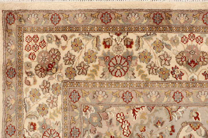 Blanched Almond Isfahan 5' 7 x 8' 7 - No. 68345 - ALRUG Rug Store