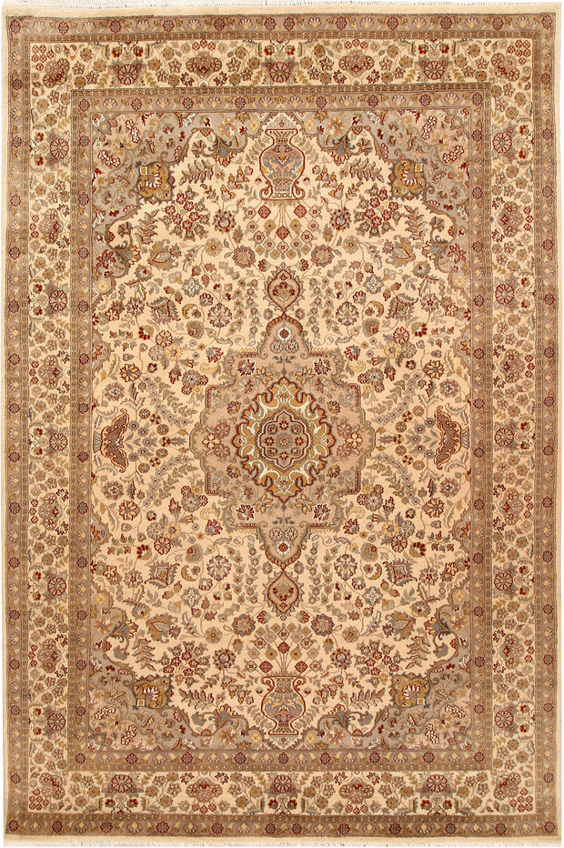 Blanched Almond Isfahan 5' 7 x 8' 7 - No. 68345 - ALRUG Rug Store