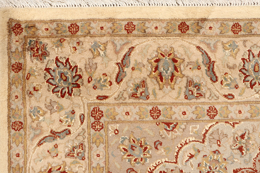 Blanched Almond Isfahan 5' 6 x 8' 2 - No. 68346 - ALRUG Rug Store