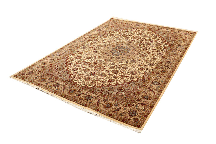 Blanched Almond Isfahan 5'  6" x 8'  2" - No. QA91587