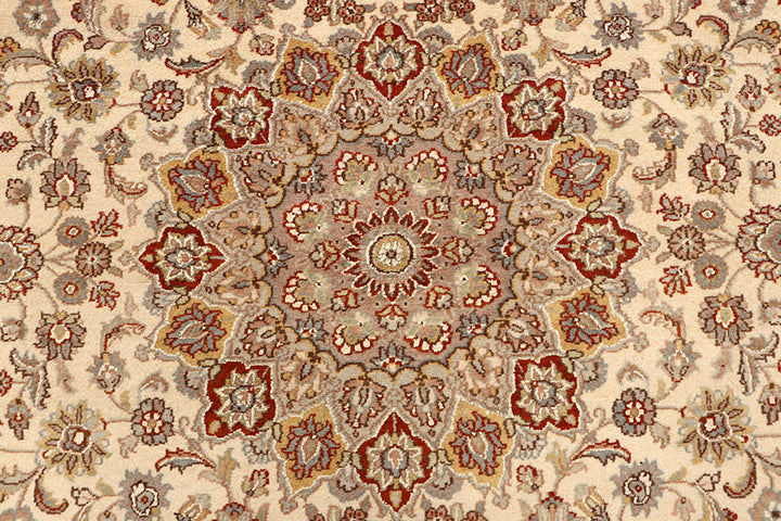 Blanched Almond Isfahan 5' 7 x 8' 4 - No. 68348 - ALRUG Rug Store