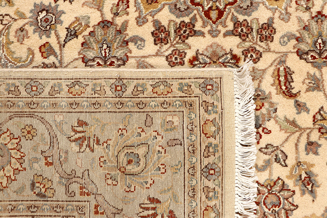 Blanched Almond Isfahan 5' 7 x 8' 4 - No. 68348 - ALRUG Rug Store