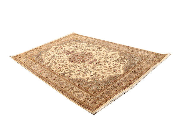 Blanched Almond Isfahan 5' 7 x 8' 5 - No. 68351 - ALRUG Rug Store