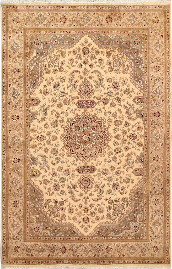 Blanched Almond Isfahan 5' 7 x 8' 5 - No. 68351 - ALRUG Rug Store
