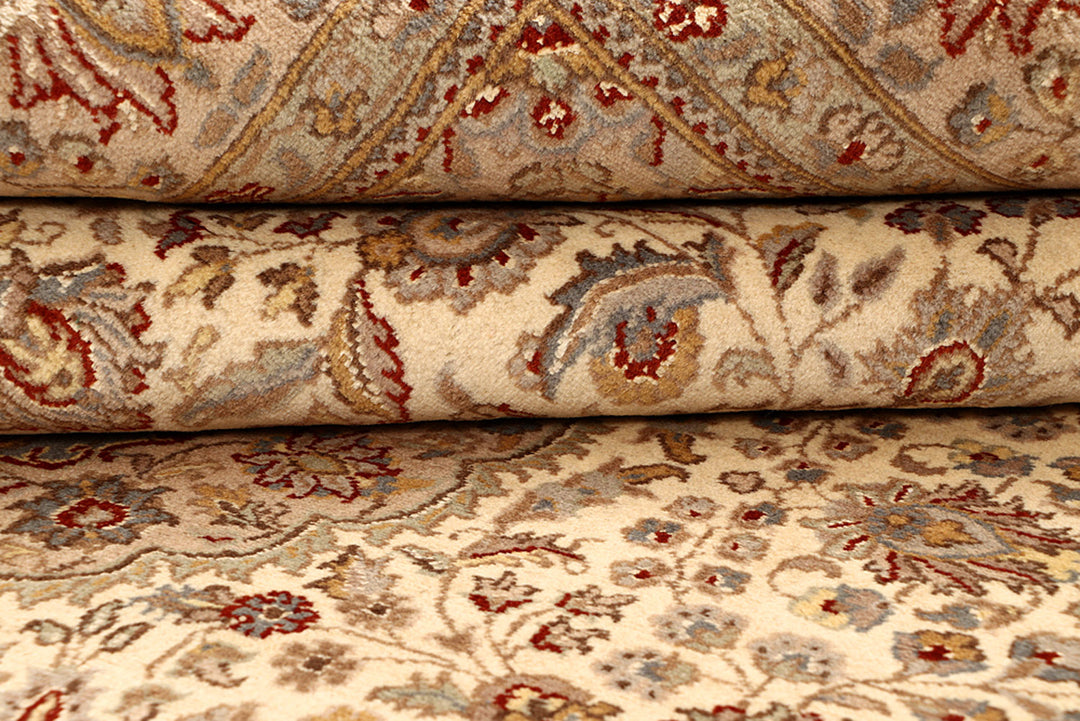 Bisque Isfahan 5' 8 x 8' 3 - No. 68354 - ALRUG Rug Store