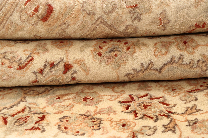 Navajo White Kirman 5' 6 x 8' 3 - No. 68355 - ALRUG Rug Store