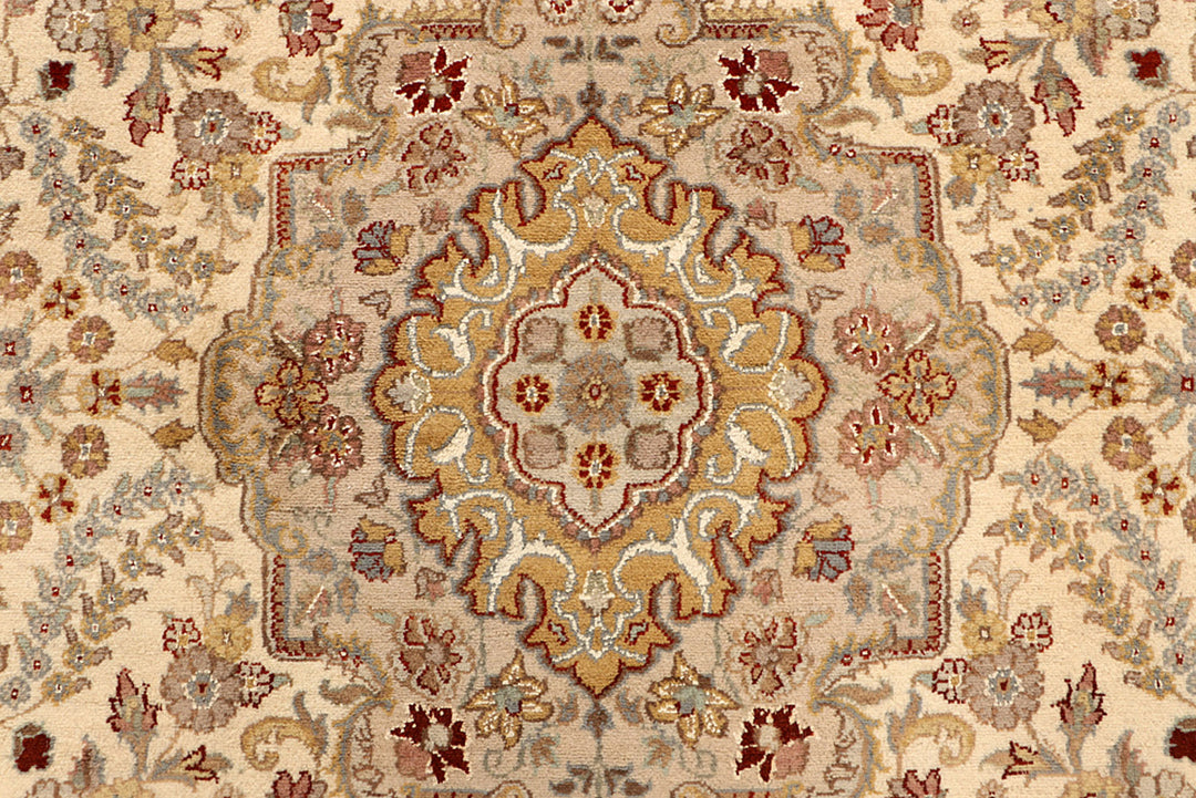 Bisque Isfahan 5'  7" x 8'  3" - No. QA39905
