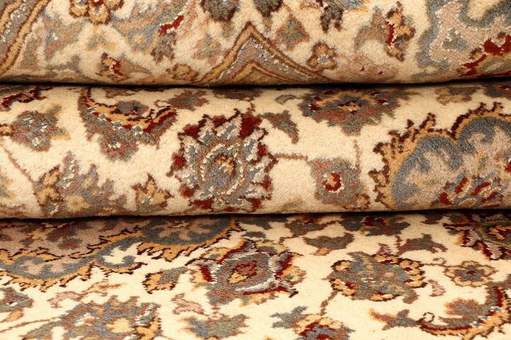 Bisque Kirman 5'  6" x 8'  1" - No. QA35932