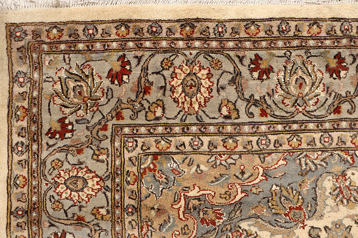 Bisque Kashan 5'  5" x 8'  3" - No. QA28655