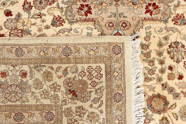Bisque Isfahan 5' 7 x 8' 2 - No. 68361 - ALRUG Rug Store