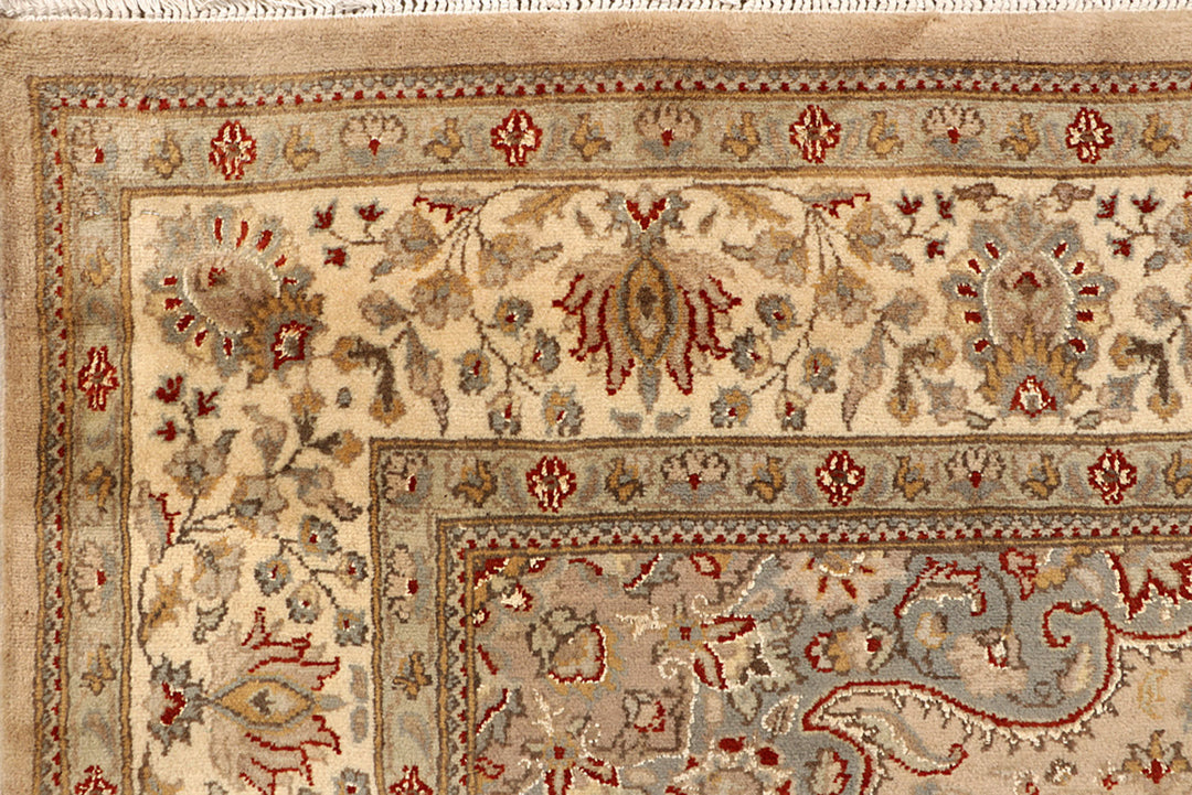 Tan Kashan 5'  7" x 8'  3" - No. QA14584