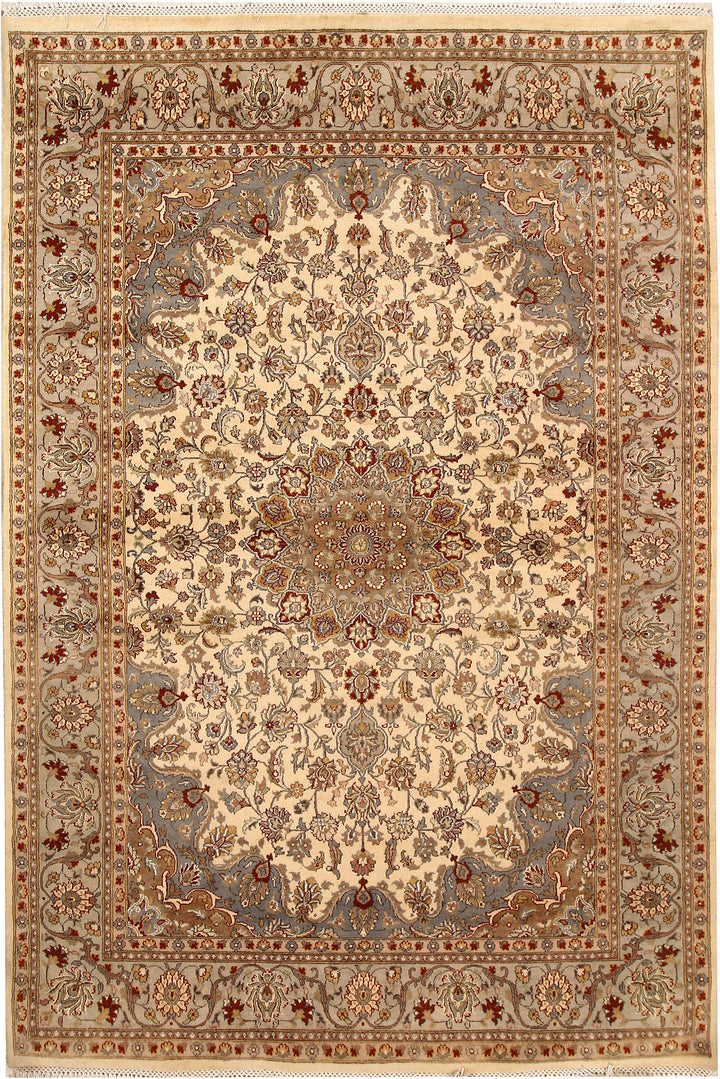 Bisque Isfahan 5' 5 x 8' - No. 68363 - ALRUG Rug Store