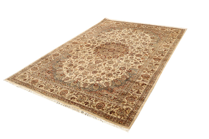 Bisque Isfahan 5' 7 x 8' 3 - No. 68366 - ALRUG Rug Store