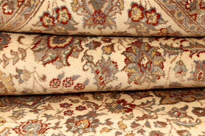 Bisque Isfahan 5'  7" x 7'  10" - No. QA11252