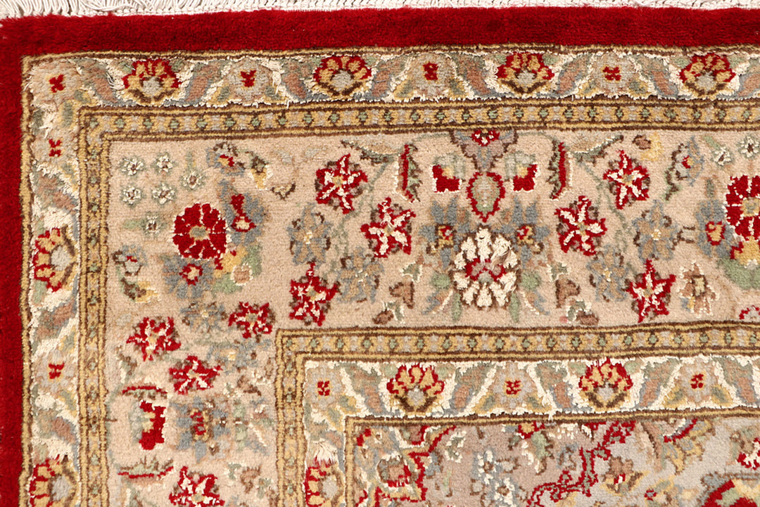 Firebrick Isfahan 5' 6 x 8' 8 - No. 68371 - ALRUG Rug Store