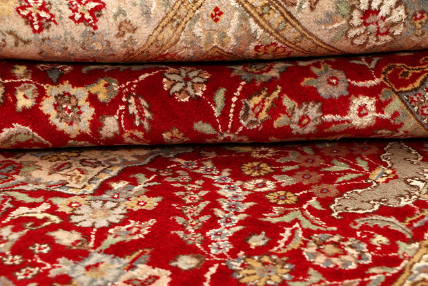Firebrick Isfahan 5' 6 x 8' 8 - No. 68371 - ALRUG Rug Store