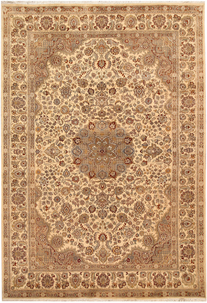 Bisque Kashan 5'  6" x 7'  11" - No. QA60040
