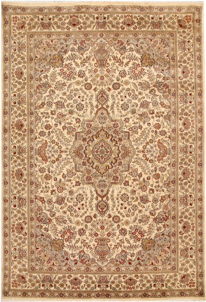 Blanched Almond Isfahan 5' 7 x 8' 2 - No. 68375 - ALRUG Rug Store